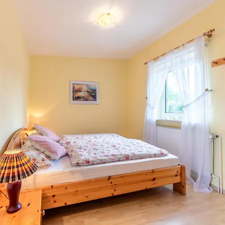 Bruhn Nr 3 Apartman Midlum