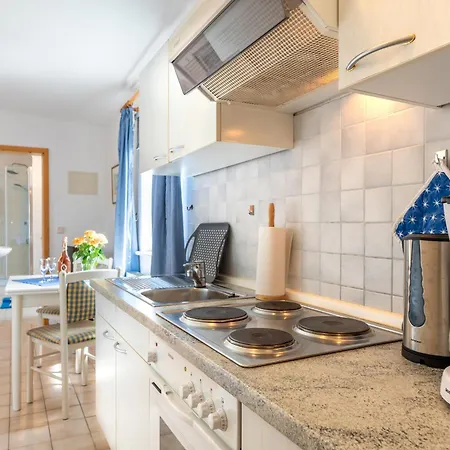 Bruhn Nr 3 Apartman *